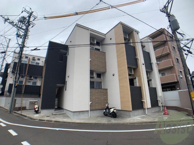 SAKURA COURT