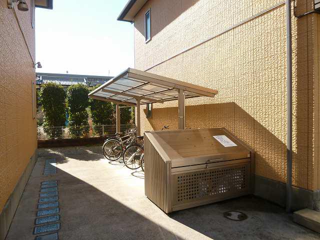 プチメゾンA