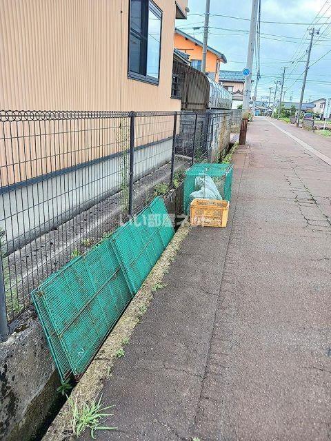 レイバックプレイス