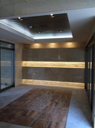 YS COURT III
