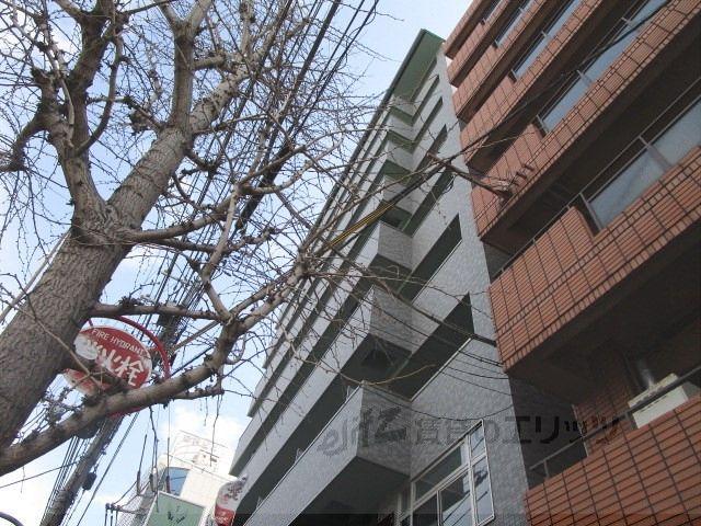 ロイヤルクィーンズパーク吹田片山町