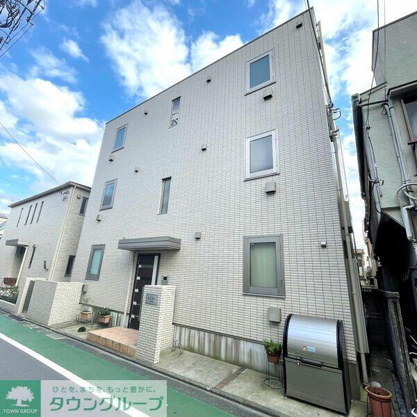 クレスト三軒茶屋