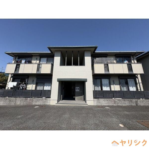 ルミエール江川