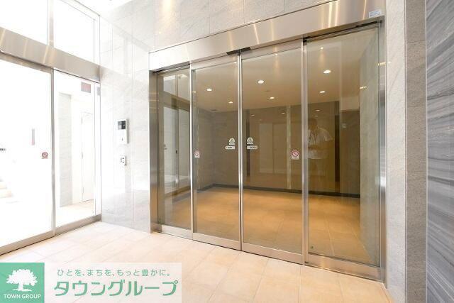 PREMIUM CUBE 新宿中井