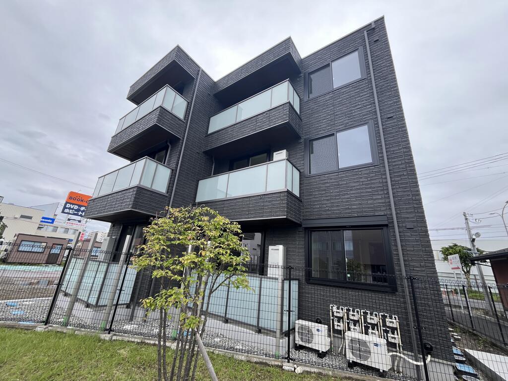GRACE六丁の目駅前