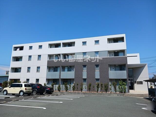 ラフレシール三島