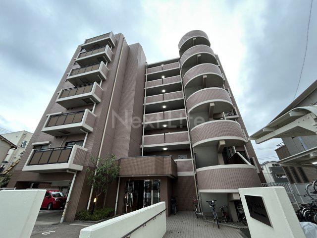ティーズ ガーデン鶴見市場