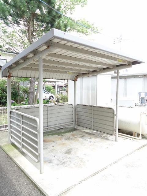 メゾンゼウス