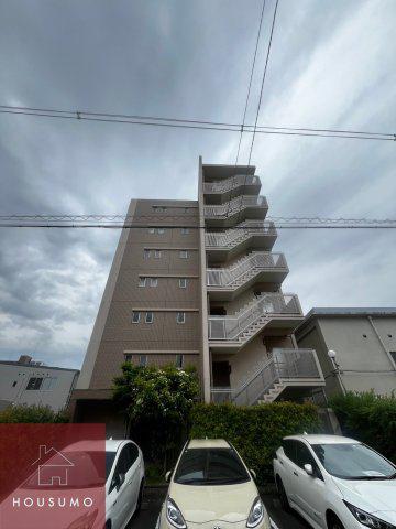 ELEMENTARY PLACE