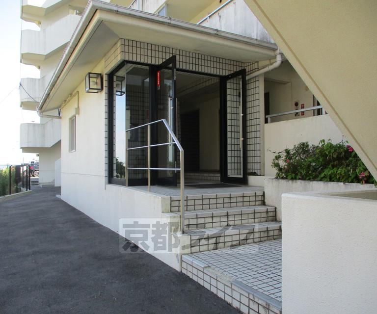 ロイヤルハイツ高塚II 