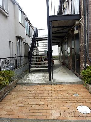 アムール鵜野森