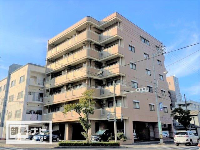 ロイヤルガーデン桜町