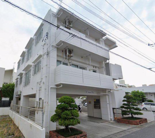 E.HOUSE RIO