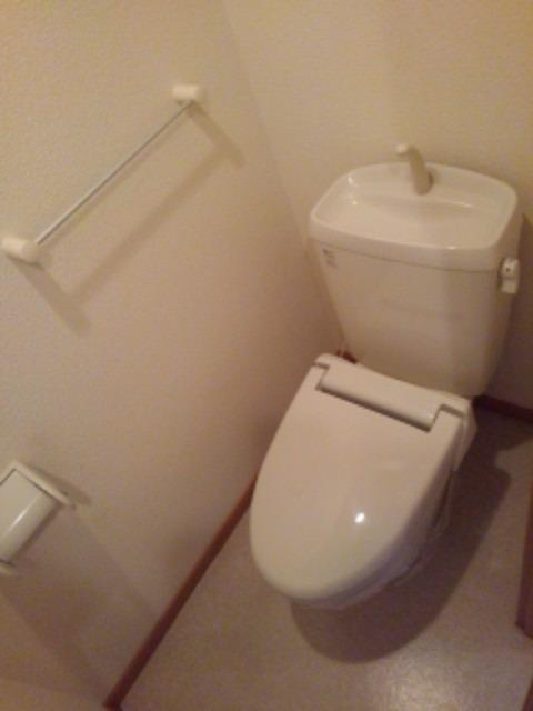 イーストワン