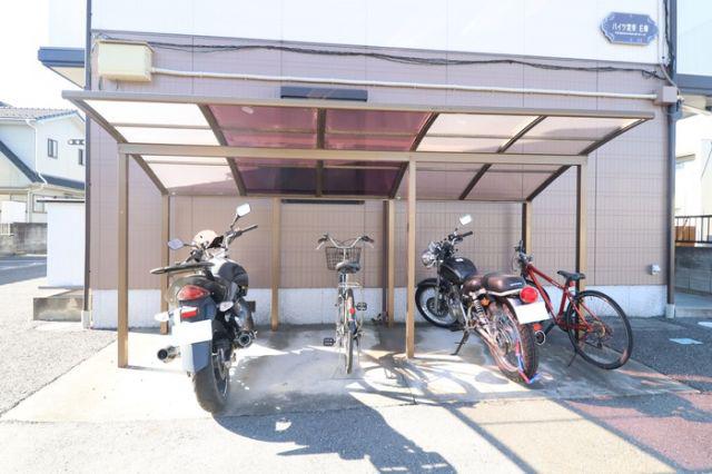 ハイツ定栄 E棟