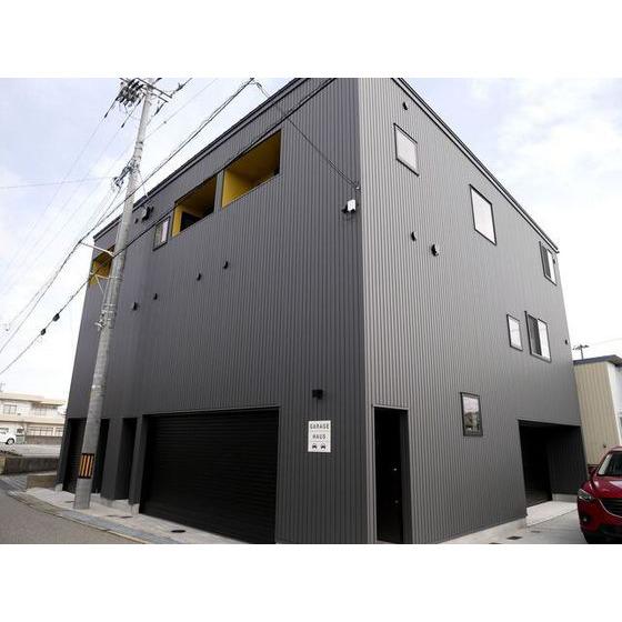 GARAGE・HAUS