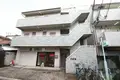 大阪府吹田市泉町の建物