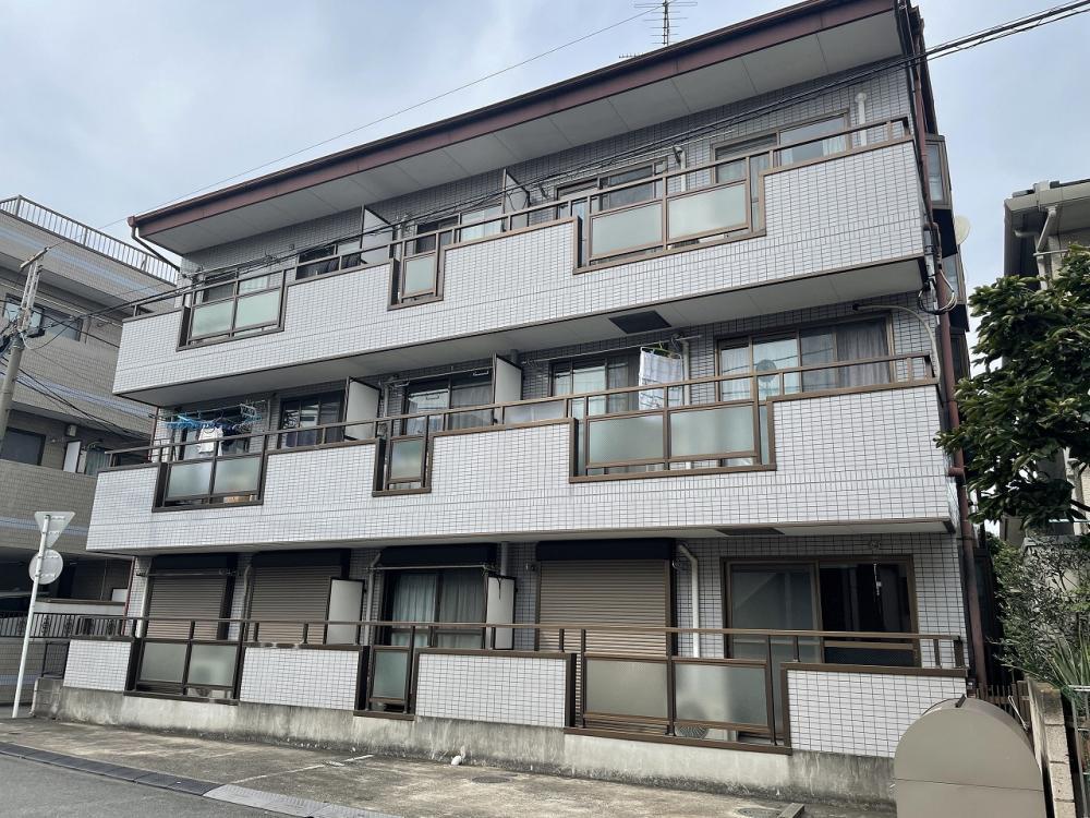 クレストホームズ