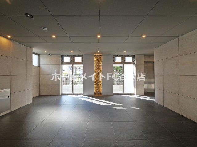 セオリー大阪ハーバーDOOR