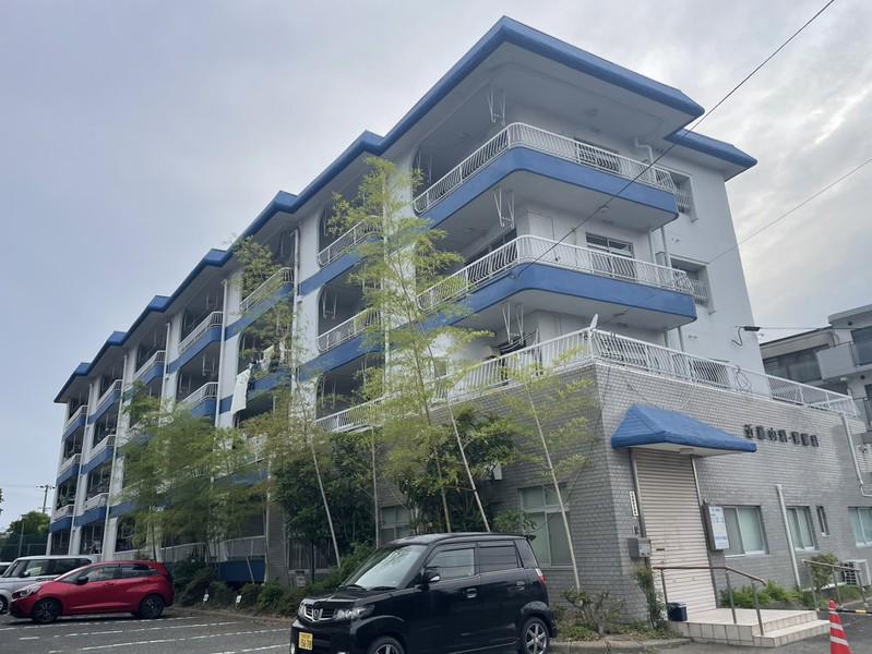 魚住コーポA棟