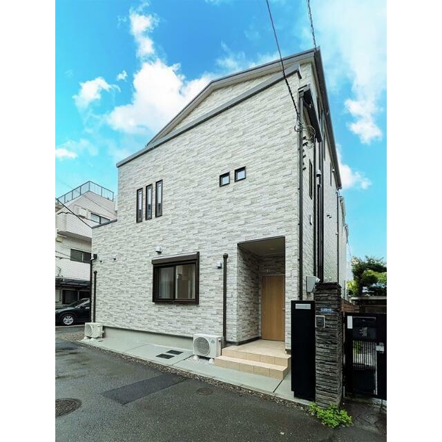 ESTELL 部屋番号102