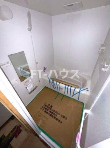 LEO拾八番館