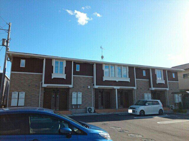 香川県坂出市 2階建 築11年