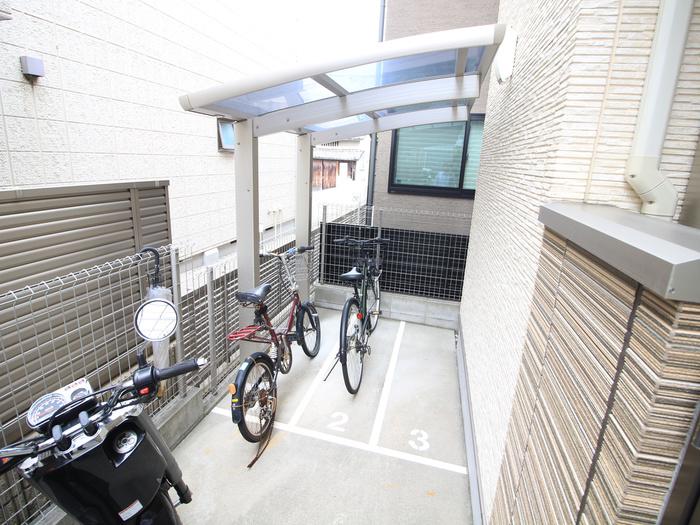 LA KRASSE 平野本町