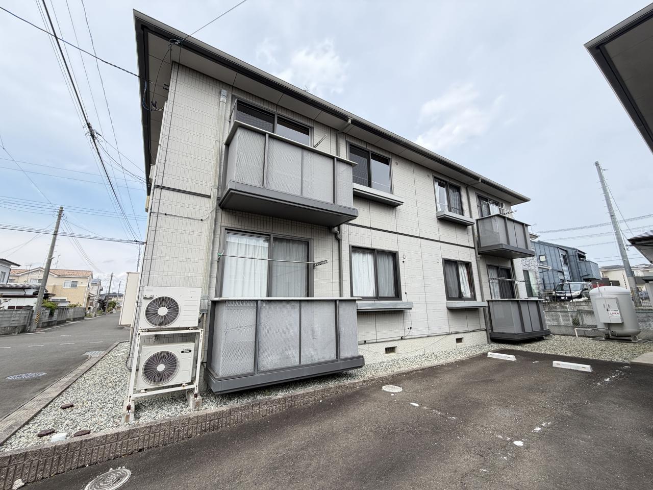 シャーメゾンはたやまA棟