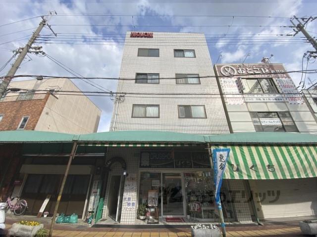 メゾンヒグチ