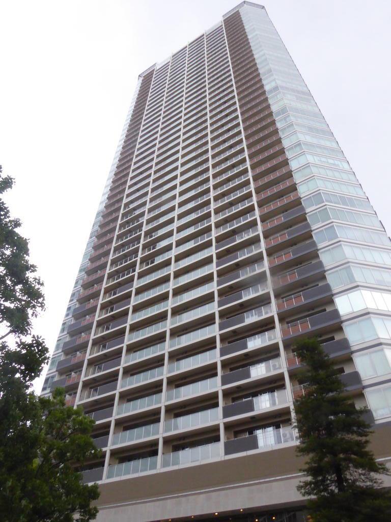 THE TOYOSU TOWER