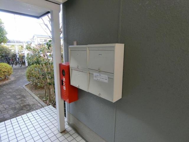 イージストパレス A