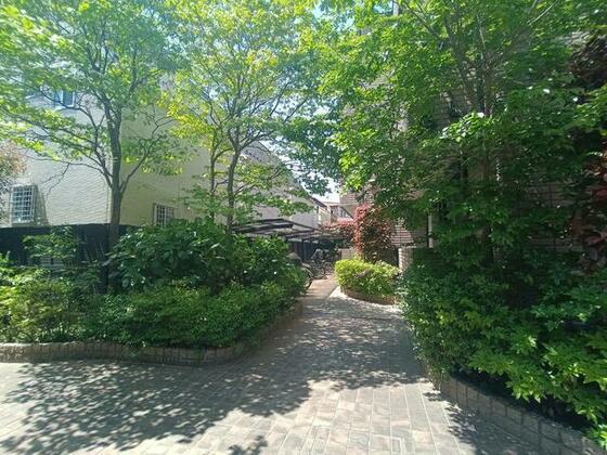ラスタジオーネ都立家政A棟
