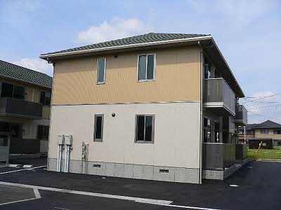 ルミエールA棟