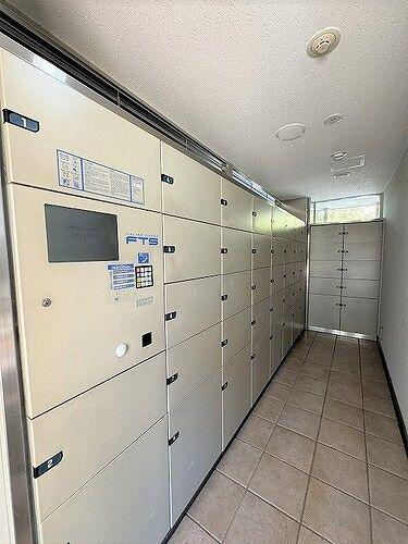 ライオンズマンションセントワーフ横濱