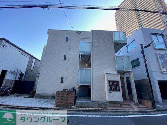 レオネクストフォレスタ