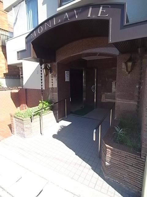 モンラヴィ甲南町