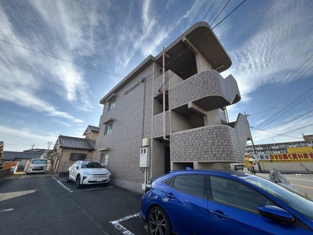 MAISON SKYHAWK