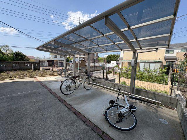 北総線 秋山駅 徒歩5分 3階建 築9年