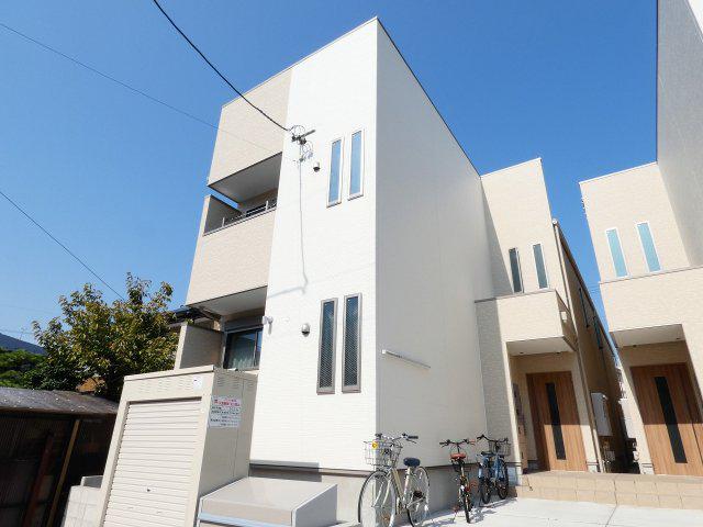 GRANDTIC MORALIS N