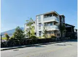 CENTRE VILLAGE