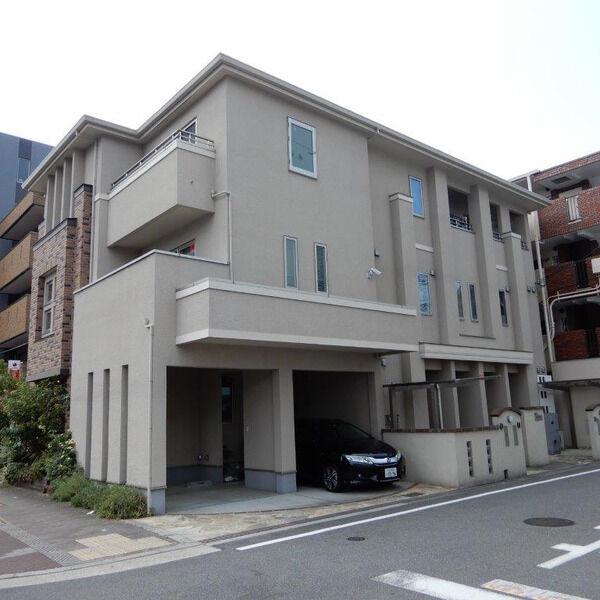 地下鉄今里筋線 清水駅(大阪メトロ) 徒歩1分 3階建 築13年