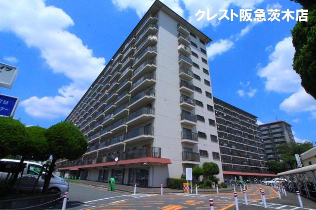 ローレルハイツ茨木総持寺2号棟