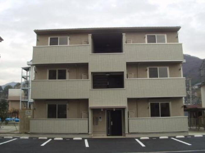 デュオコート酒折弐番館