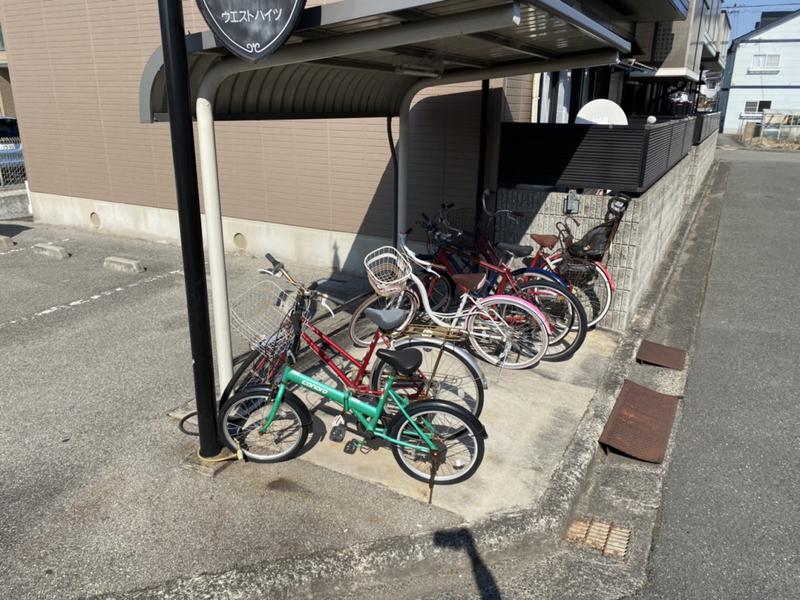 ウエストハイツ