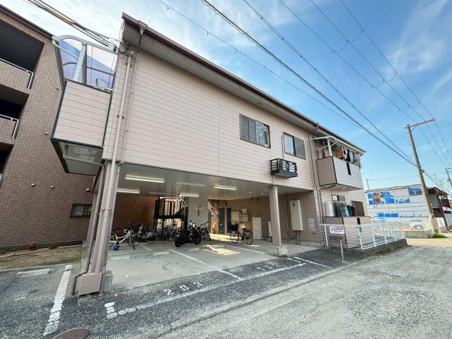 シャルマン上II番館