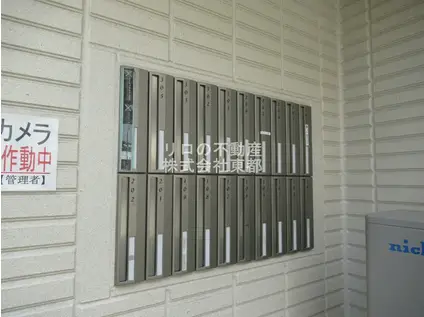 メゾン・ド・パトリ(1K/2階)の外観写真