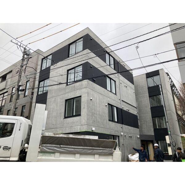 メニーズコート南郷13ST