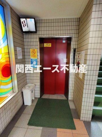 フローラ長田