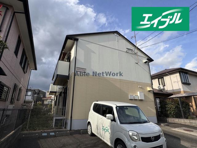 ロイヤルプラムB棟